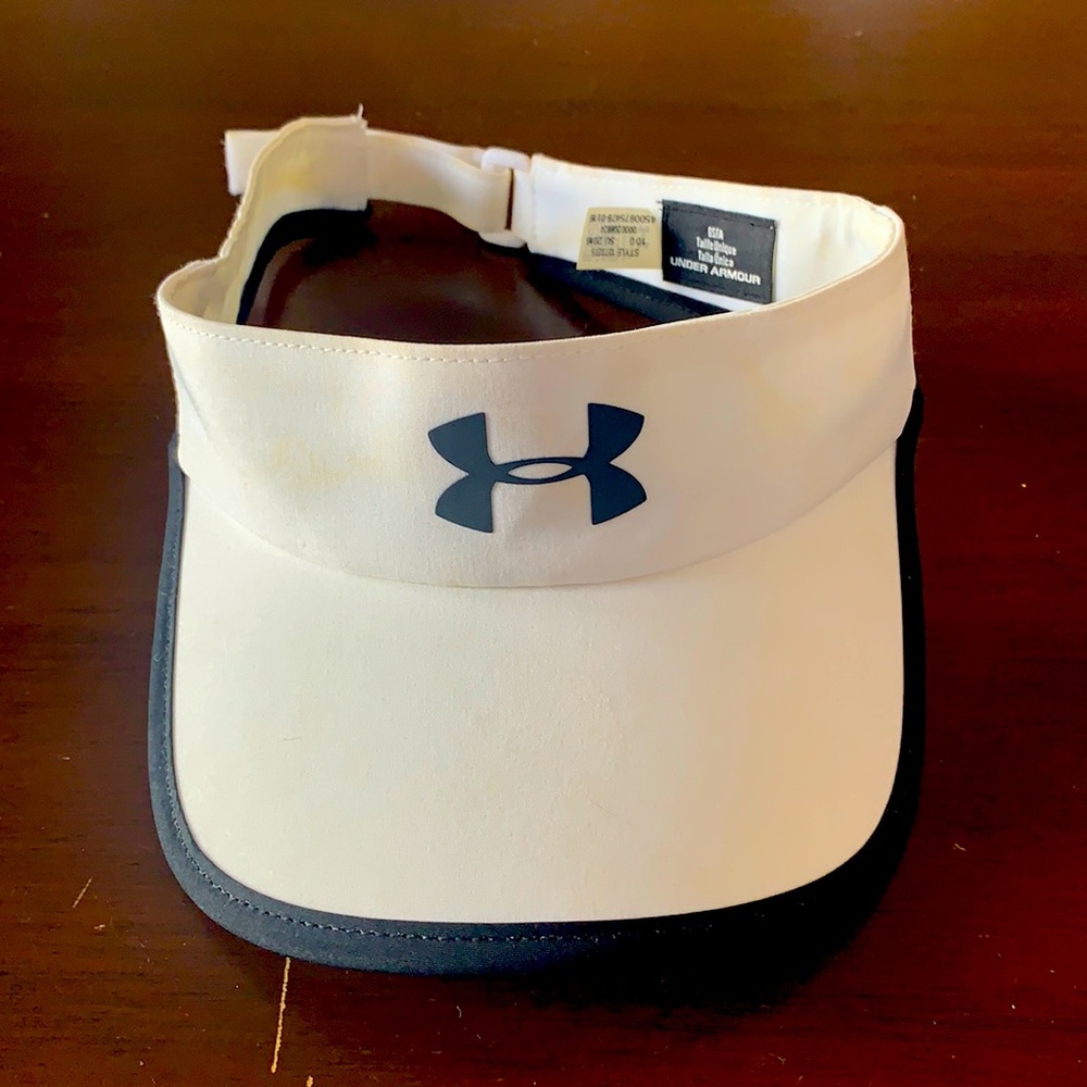 Men’s underarmour visor